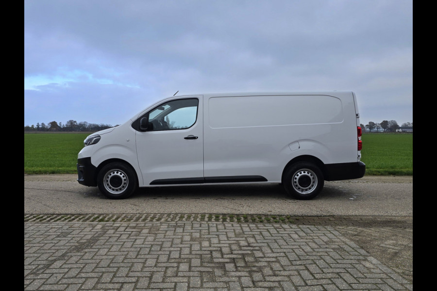 Toyota ProAce Worker 2.0 D-4D Long L3 H1 - 145 Pk - Euro 6 - ParkeerCamera - Airco - Cruise Control - AppleCarplay AndroidAuto
