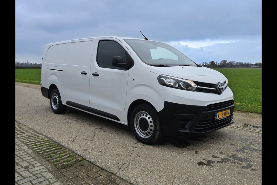 Toyota ProAce Worker 2.0 D-4D Long L3 H1 - 145 Pk - Euro 6 - ParkeerCamera - Airco - Cruise Control - AppleCarplay AndroidAuto