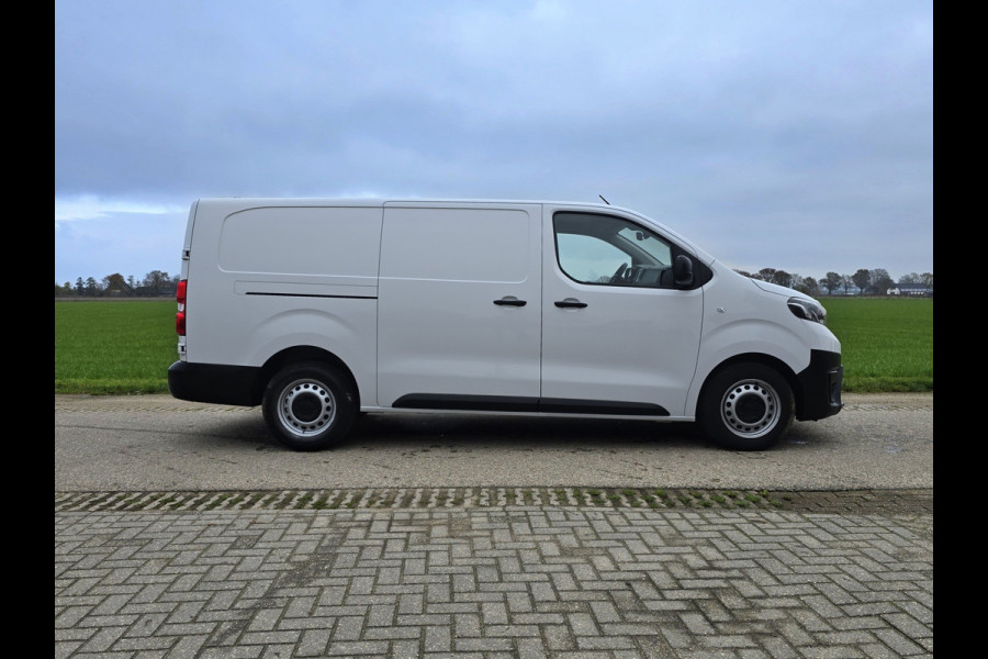 Toyota ProAce Worker 2.0 D-4D Long L3 H1 - 145 Pk - Euro 6 - ParkeerCamera - Airco - Cruise Control - AppleCarplay AndroidAuto