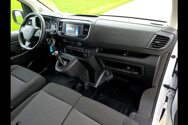 Toyota ProAce Worker 2.0 D-4D Long L3 H1 - 145 Pk - Euro 6 - ParkeerCamera - Airco - Cruise Control - AppleCarplay AndroidAuto