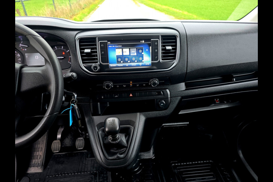 Toyota ProAce Worker 2.0 D-4D Long L3 H1 - 145 Pk - Euro 6 - ParkeerCamera - Airco - Cruise Control - AppleCarplay AndroidAuto