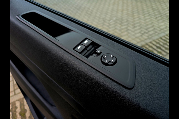 Toyota ProAce Worker 2.0 D-4D Long L3 H1 - 145 Pk - Euro 6 - ParkeerCamera - Airco - Cruise Control - AppleCarplay AndroidAuto