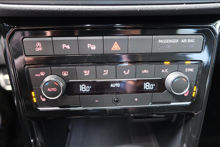 Volkswagen T-Cross 1.0 TSI 2x R-Line Automaat - N.A.P. Airco, Cruise, Navi, PDC, Camera.