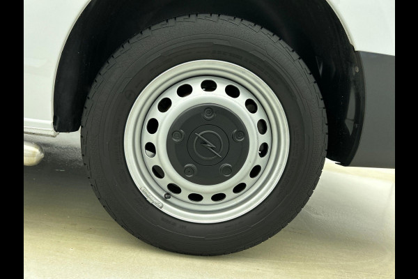 Opel Vivaro 2.0 145pk L3 Automaat Airco Cruise Navigatie Trekhaak