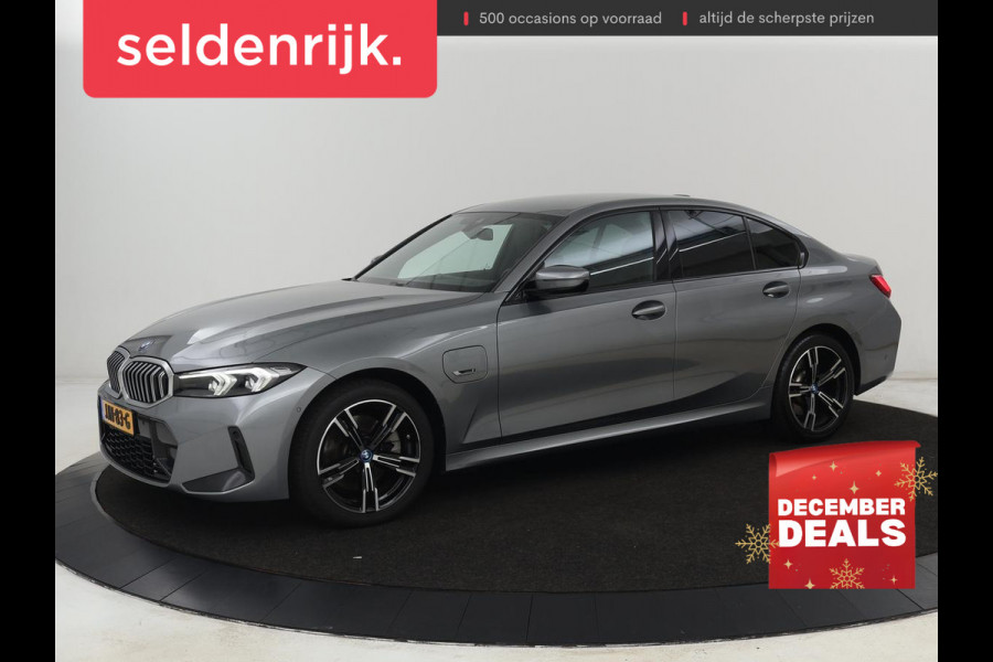 BMW 3-serie 320e M Sport | Trekhaak | Stoelverwarming | Camera | Leder/Alcantara | Stuurverwarming | Carplay | Live Cockpit Plus | Adaptief LED | Sportstoelen | Cruise control | PHEV | Plug In