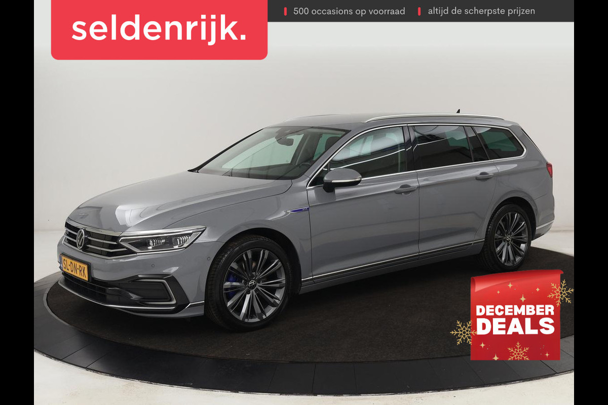 Volkswagen Passat 1.4 TSI PHEV GTE | Stoelverwarming | Massage | Leder/Alcantara | Camera | Carplay | Navigatie | Matrix LED | Adaptive cruise | Climate control | 18'' lichtmetalen velgen