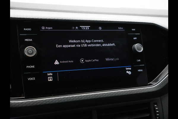 Volkswagen T-Cross 1.0 TSI 110pk DSG R-Line Navigatie Camera Stoelverwarming Acc Carplay 3
