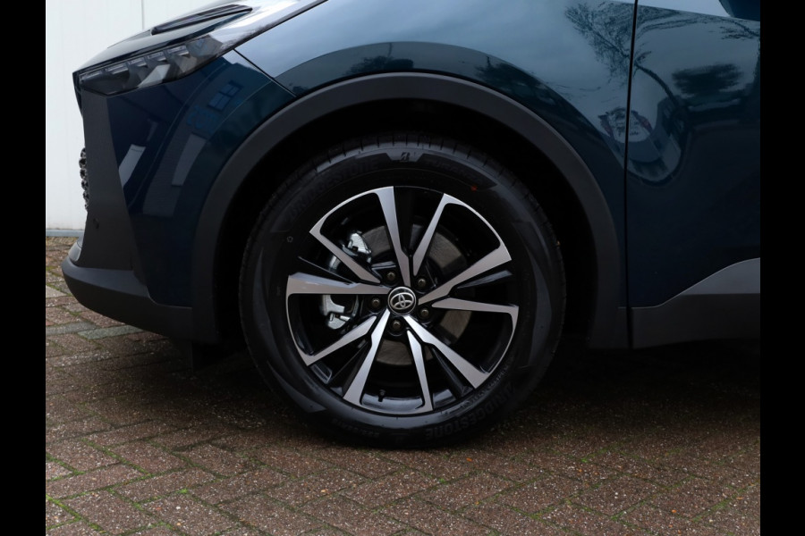 Toyota C-HR 2.0 PHEV 220 Dynamic | Nieuw! | Bi-Tone | Stoel/Stuurwielverwarm
