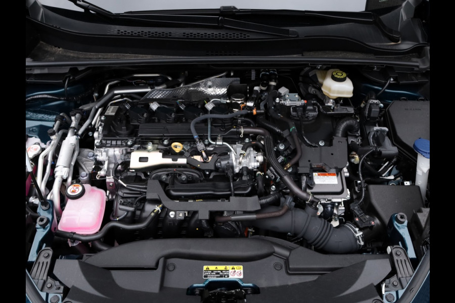 Toyota C-HR 2.0 PHEV 220 Dynamic | Nieuw! | Bi-Tone | Stoel/Stuurwielverwarm