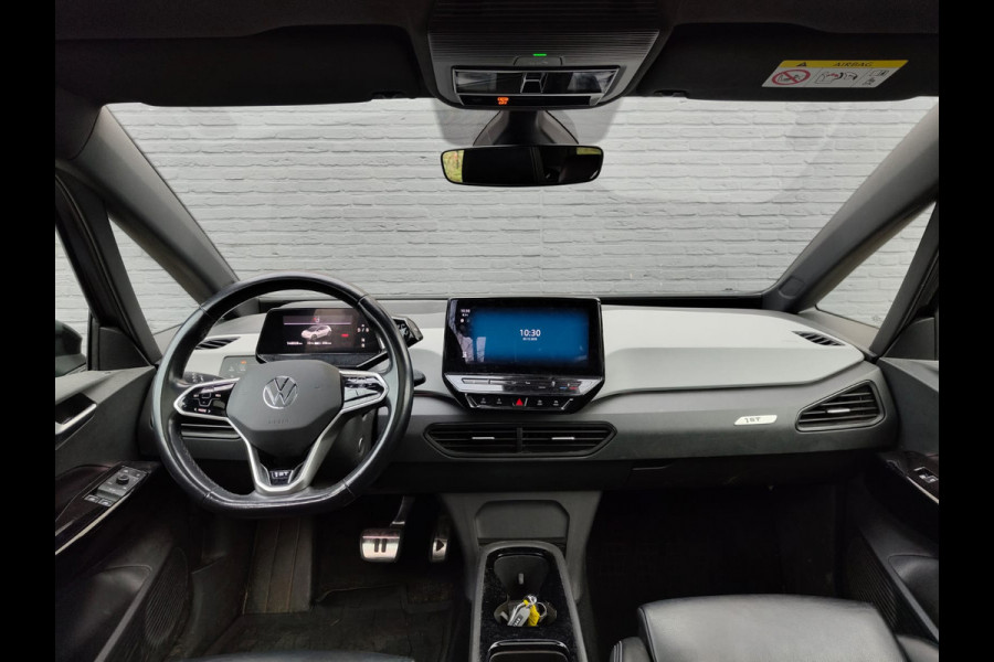 Volkswagen ID.3 First Max 58kWh Ergo Active Stoelen Panoramadak Adap.Cruise Apple Carplay Android Auto Navi-Pro Ecc Stoel-Stuurverwarming Elek.Stoelen Lmv Privacy Glas Keyless Advanced Led-Achterlicht dynamisch Matrix Led Origineel Nederlandse Auto Zeer compleet Nieuwprijs €49.176,-