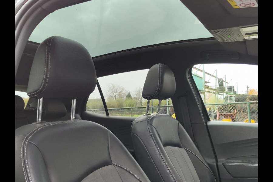 Volkswagen ID.3 First Max 58kWh Ergo Active Stoelen Panoramadak Adap.Cruise Apple Carplay Android Auto Navi-Pro Ecc Stoel-Stuurverwarming Elek.Stoelen Lmv Privacy Glas Keyless Advanced Led-Achterlicht dynamisch Matrix Led Origineel Nederlandse Auto Zeer compleet Nieuwprijs €49.176,-