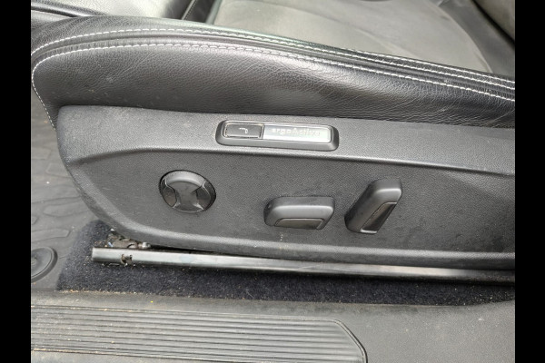 Volkswagen ID.3 First Max 58kWh Ergo Active Stoelen Panoramadak Adap.Cruise Apple Carplay Android Auto Navi-Pro Ecc Stoel-Stuurverwarming Elek.Stoelen Lmv Privacy Glas Keyless Advanced Led-Achterlicht dynamisch Matrix Led Origineel Nederlandse Auto Zeer compleet Nieuwprijs €49.176,-