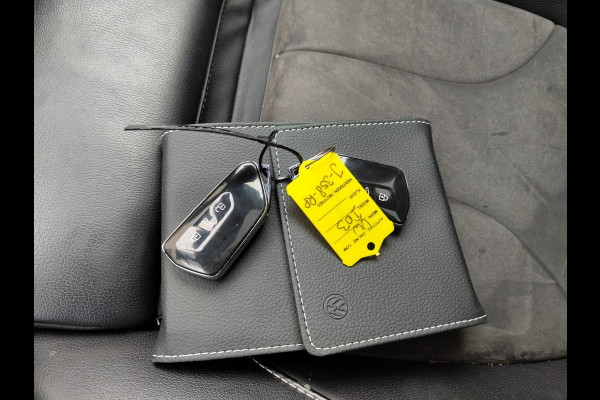 Volkswagen ID.3 First Max 58kWh Ergo Active Stoelen Panoramadak Adap.Cruise Apple Carplay Android Auto Navi-Pro Ecc Stoel-Stuurverwarming Elek.Stoelen Lmv Privacy Glas Keyless Advanced Led-Achterlicht dynamisch Matrix Led Origineel Nederlandse Auto Zeer compleet Nieuwprijs €49.176,-