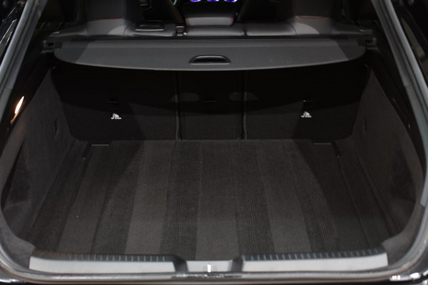 Mercedes-Benz CLA-Klasse Shooting Brake 220 AMG *Camera*Sfeerverlichting*Trekhaak*Stoelverwarming*
