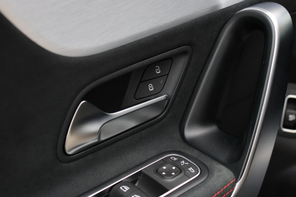 Mercedes-Benz CLA-Klasse Shooting Brake 220 AMG *Camera*Sfeerverlichting*Trekhaak*Stoelverwarming*