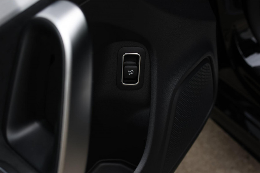 Mercedes-Benz CLA-Klasse Shooting Brake 220 AMG *Camera*Sfeerverlichting*Trekhaak*Stoelverwarming*