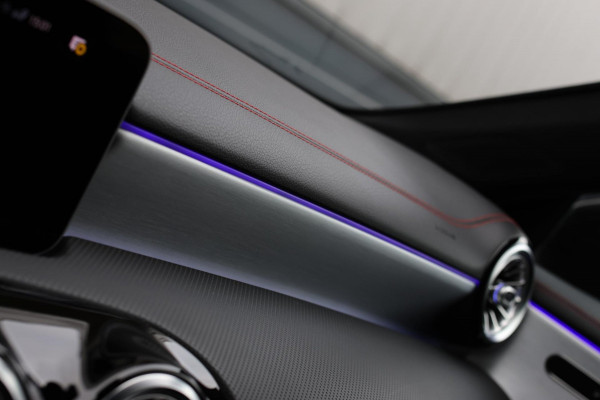 Mercedes-Benz CLA-Klasse Shooting Brake 220 AMG *Camera*Sfeerverlichting*Trekhaak*Stoelverwarming*