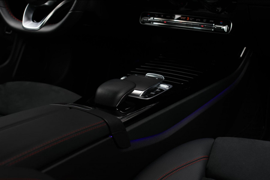 Mercedes-Benz CLA-Klasse Shooting Brake 220 AMG *Camera*Sfeerverlichting*Trekhaak*Stoelverwarming*