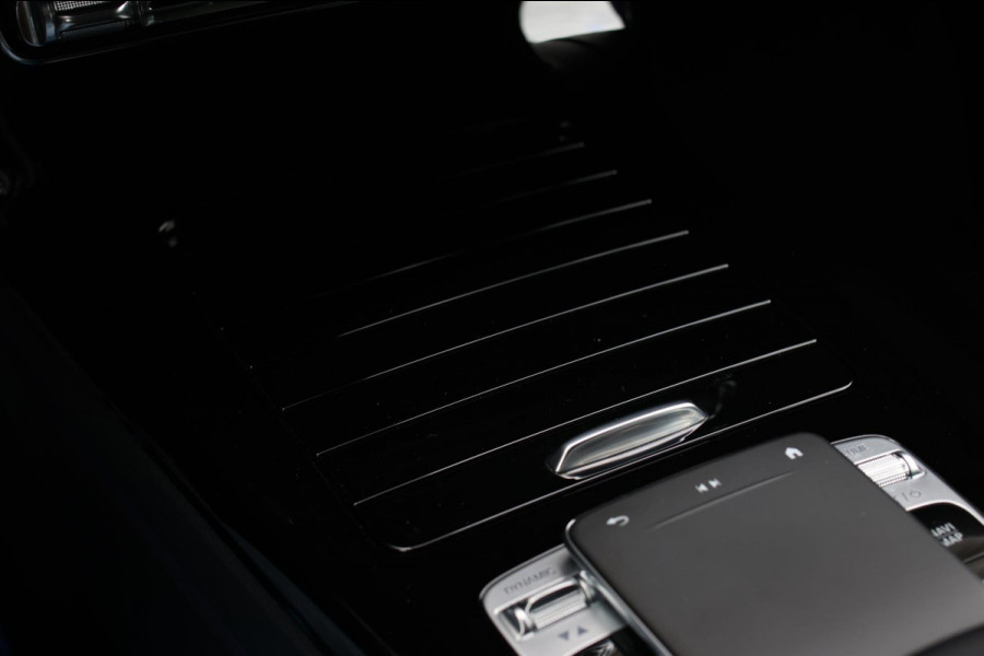 Mercedes-Benz CLA-Klasse Shooting Brake 220 AMG *Camera*Sfeerverlichting*Trekhaak*Stoelverwarming*