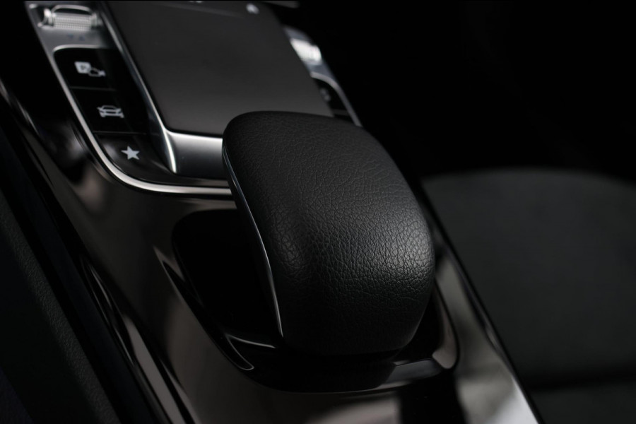 Mercedes-Benz CLA-Klasse Shooting Brake 220 AMG *Camera*Sfeerverlichting*Trekhaak*Stoelverwarming*