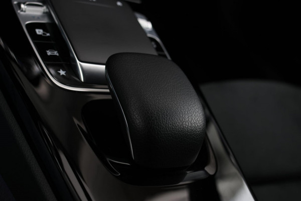 Mercedes-Benz CLA-Klasse Shooting Brake 220 AMG *Camera*Sfeerverlichting*Trekhaak*Stoelverwarming*