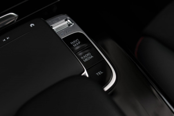 Mercedes-Benz CLA-Klasse Shooting Brake 220 AMG *Camera*Sfeerverlichting*Trekhaak*Stoelverwarming*