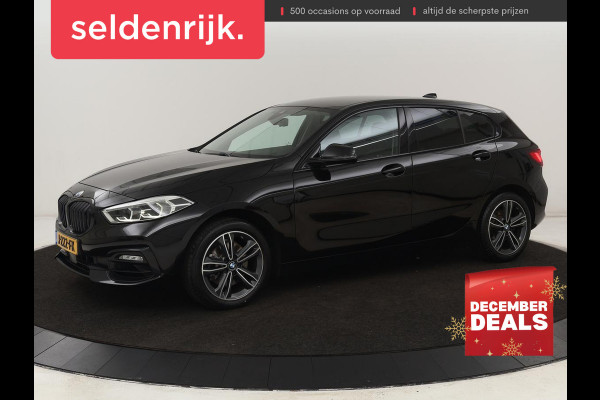 BMW 1-serie 118i Sport Line | Sportstoelen | Carplay | Live Cockpit | Full LED | Navigatie | Half leder | Parkeerhulp | Climate control | Cruise control