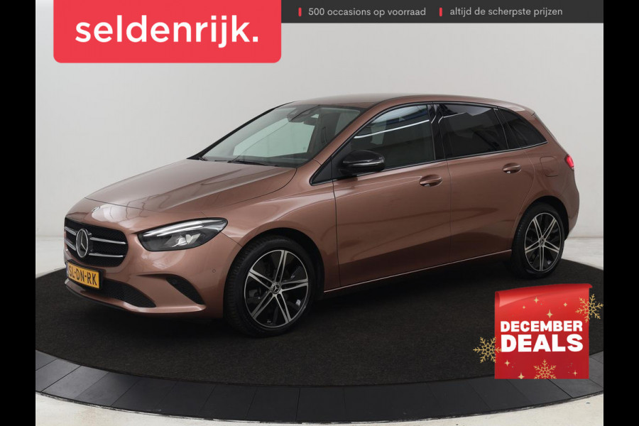 Mercedes-Benz B-Klasse 250e Urban Night | Adaptive cruise | Stoelverwarming | Camera | Carplay | Sfeerverlichting | Half leder | Full LED | Widescreen | Park Assist | Navigatie | PHEV | Plug In