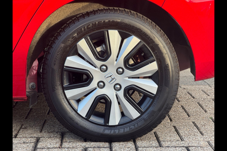 Honda Jazz 1.5 e:HEV Comfort * Unieke kmstand! * Parkeersensoren * Adaptieve Cruise Control *