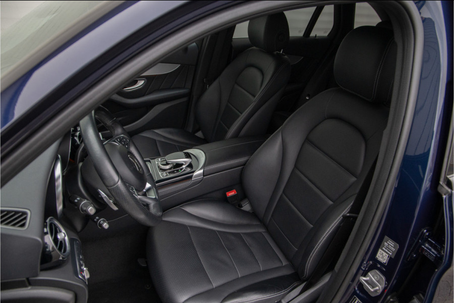 Mercedes-Benz GLC 250 4MATIC AMG Premium, Distronic, Head-up, Leder, Trekhaak