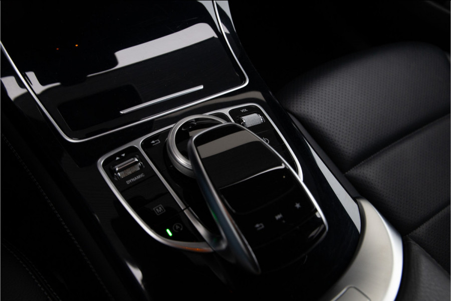 Mercedes-Benz GLC 250 4MATIC AMG Premium, Distronic, Head-up, Leder, Trekhaak