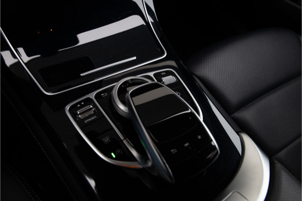 Mercedes-Benz GLC 250 4MATIC AMG Premium, Distronic, Head-up, Leder, Trekhaak