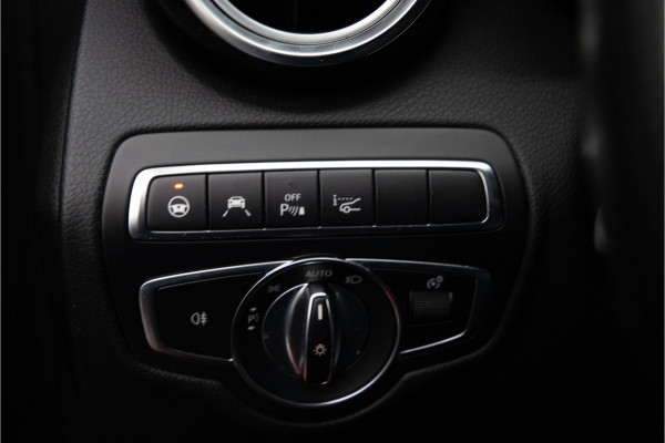 Mercedes-Benz GLC 250 4MATIC AMG Premium, Distronic, Head-up, Leder, Trekhaak