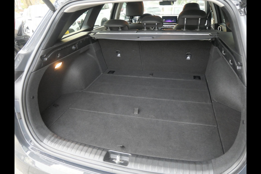 Kia Ceed Sportswagon 1.5 T-GDi DynamicPlusLine | Cruise | Clima | Camera | Navi | Carplay | Keyless | Stoel-stuurverwarming |
