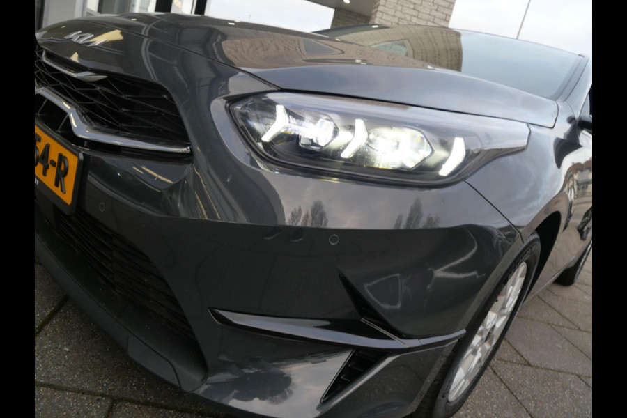 Kia Ceed Sportswagon 1.5 T-GDi DynamicPlusLine | Cruise | Clima | Camera | Navi | Carplay | Keyless | Stoel-stuurverwarming |