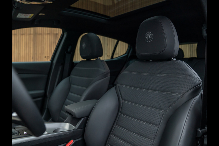 Alfa Romeo Tonale 1.3T PHEV 280pk Veloce | Pano-dak | Harman/Kardon | Stoelventilatie | Adapt. cruise | Orig. NL