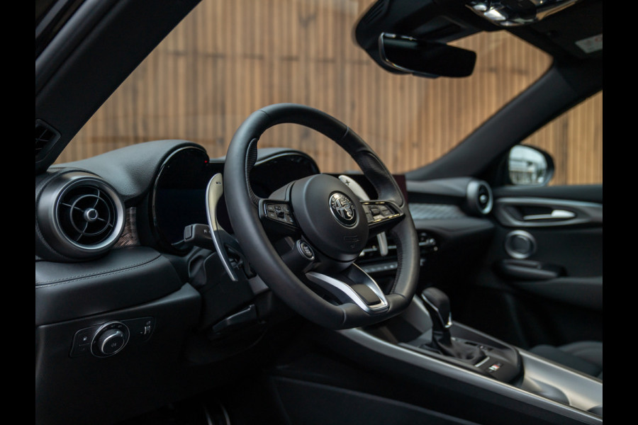 Alfa Romeo Tonale 1.3T PHEV 280pk Veloce | Pano-dak | Harman/Kardon | Stoelventilatie | Adapt. cruise | Orig. NL