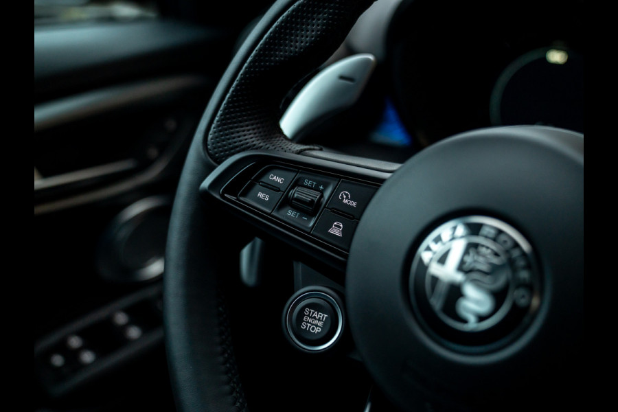 Alfa Romeo Tonale 1.3T PHEV 280pk Veloce | Pano-dak | Harman/Kardon | Stoelventilatie | Adapt. cruise | Orig. NL