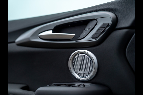 Alfa Romeo Tonale 1.3T PHEV 280pk Veloce | Pano-dak | Harman/Kardon | Stoelventilatie | Adapt. cruise | Orig. NL