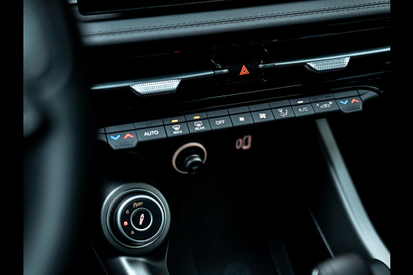 Alfa Romeo Tonale 1.3T PHEV 280pk Veloce | Pano-dak | Harman/Kardon | Stoelventilatie | Adapt. cruise | Orig. NL