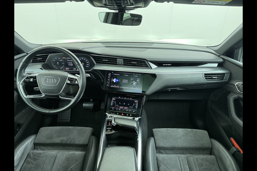 Audi e-tron 313pk Pano-dak Leer-Alcantara+elektr+Geheug. Camera Adap.Cruise Apple Carplay Android Auto Pdc Business Edition Plus SOH 90% Elek.Achterklep Lmv 21" Led Stoelverwarming Privacy Glas 50 Quattro 71kWh Origineel Nederlandse Auto 1800kg Trekvermogen Zeer Compleet!