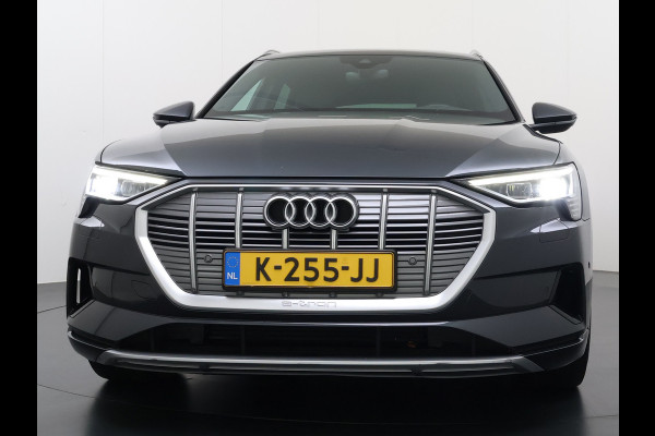 Audi e-tron 313pk Pano-dak Leer-Alcantara+elektr+Geheug. Camera Adap.Cruise Apple Carplay Android Auto Pdc Business Edition Plus SOH 90% Elek.Achterklep Lmv 21" Led Stoelverwarming Privacy Glas 50 Quattro 71kWh Origineel Nederlandse Auto 1800kg Trekvermogen Zeer Compleet!