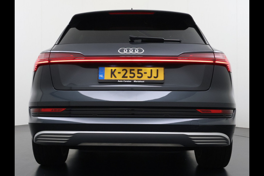 Audi e-tron 313pk Pano-dak Leer-Alcantara+elektr+Geheug. Camera Adap.Cruise Apple Carplay Android Auto Pdc Business Edition Plus SOH 90% Elek.Achterklep Lmv 21" Led Stoelverwarming Privacy Glas 50 Quattro 71kWh Origineel Nederlandse Auto 1800kg Trekvermogen Zeer Compleet!