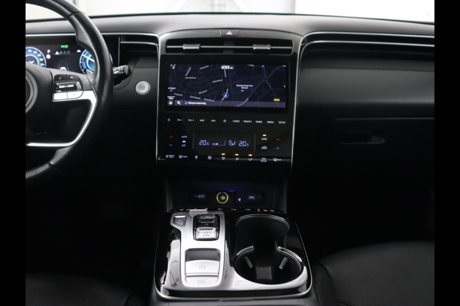 Hyundai Tucson 1.6 T-GDI PHEV Premium Sky 4WD | Panoramadak | Stoelverntilatie | Leder | 360 Camera | Adaptive cruise | Memory | Achterbankverwarming | Carplay | Full LED | Navigatie | Plug In