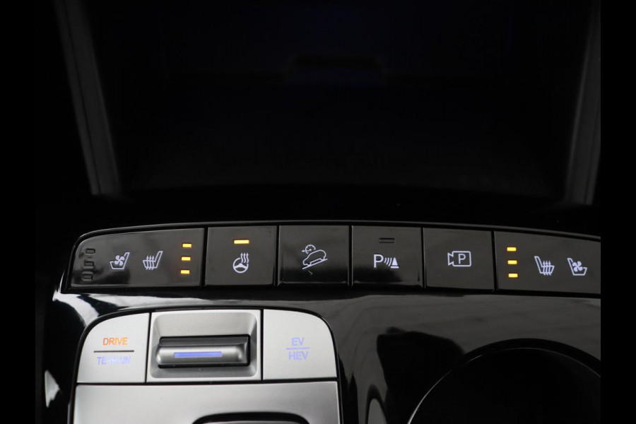 Hyundai Tucson 1.6 T-GDI PHEV Premium Sky 4WD | Panoramadak | Stoelverntilatie | Leder | 360 Camera | Adaptive cruise | Memory | Achterbankverwarming | Carplay | Full LED | Navigatie | Plug In