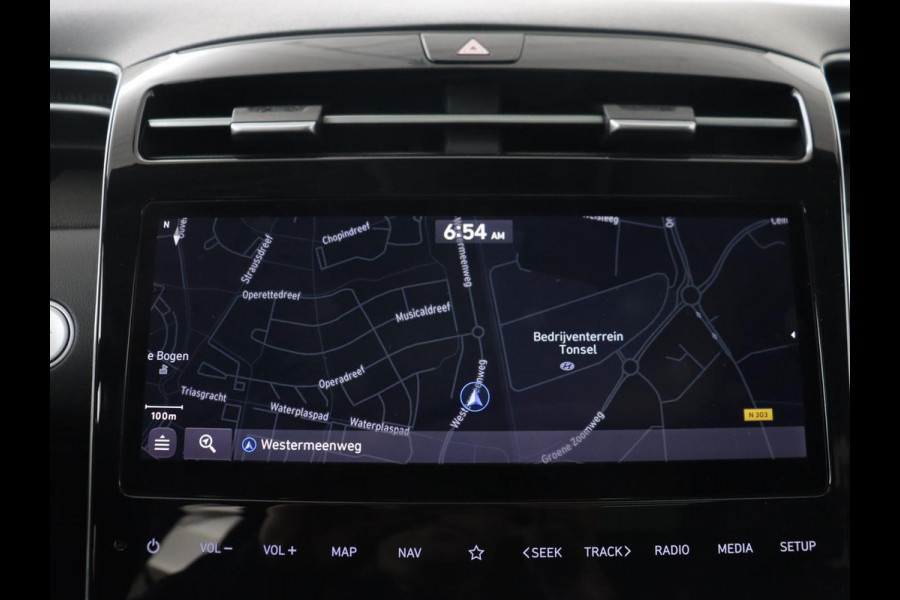 Hyundai Tucson 1.6 T-GDI PHEV Premium Sky 4WD | Panoramadak | Stoelverntilatie | Leder | 360 Camera | Adaptive cruise | Memory | Achterbankverwarming | Carplay | Full LED | Navigatie | Plug In