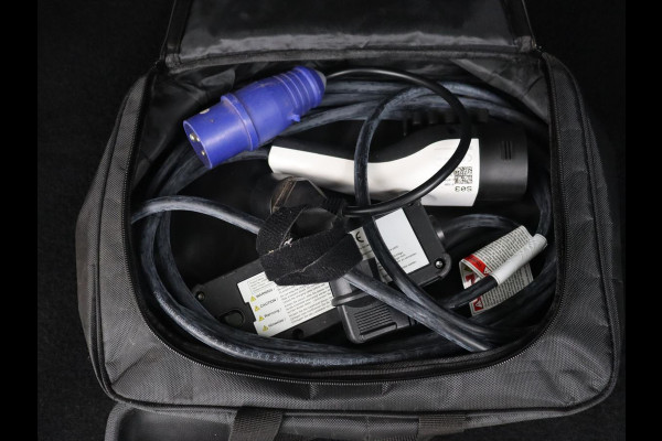 Hyundai Tucson 1.6 T-GDI PHEV Premium Sky 4WD | Panoramadak | Stoelverntilatie | Leder | 360 Camera | Adaptive cruise | Memory | Achterbankverwarming | Carplay | Full LED | Navigatie | Plug In