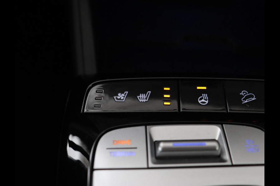 Hyundai Tucson 1.6 T-GDI PHEV Premium Sky 4WD | Panoramadak | Stoelverntilatie | Leder | 360 Camera | Adaptive cruise | Memory | Achterbankverwarming | Carplay | Full LED | Navigatie | Plug In