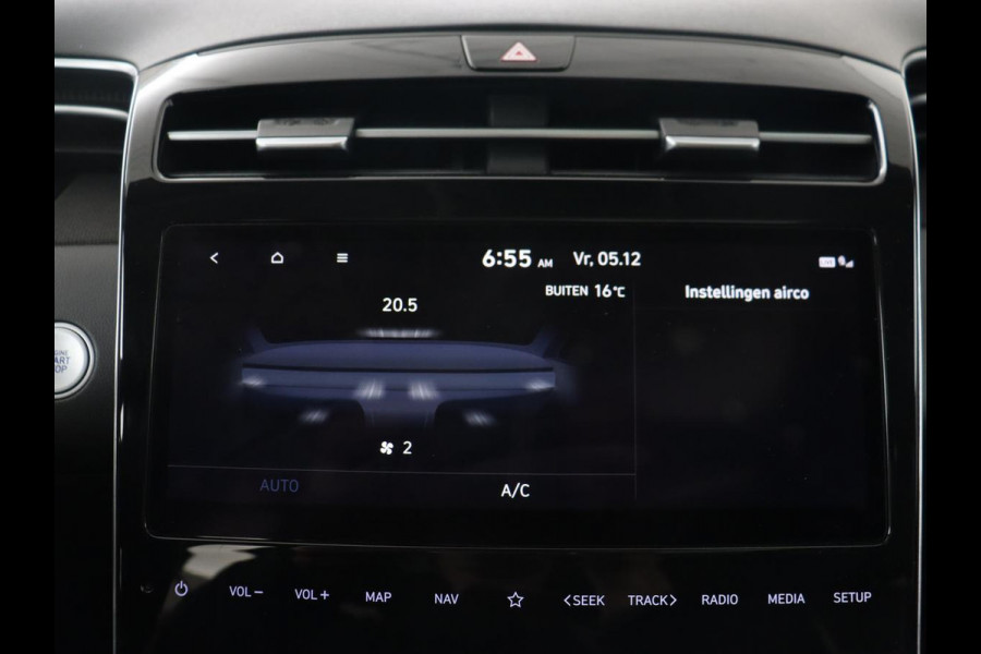 Hyundai Tucson 1.6 T-GDI PHEV Premium Sky 4WD | Panoramadak | Stoelverntilatie | Leder | 360 Camera | Adaptive cruise | Memory | Achterbankverwarming | Carplay | Full LED | Navigatie | Plug In