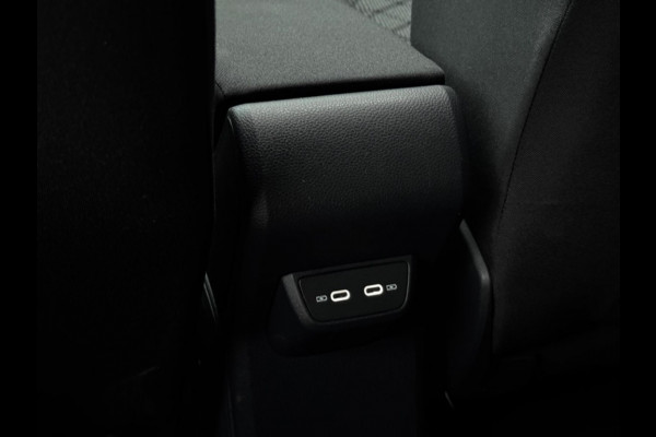 Volkswagen Taigo 1.0 TSI R-Line m24 FULL PANO APPLE CARPLAY LED SPORTVELGEN